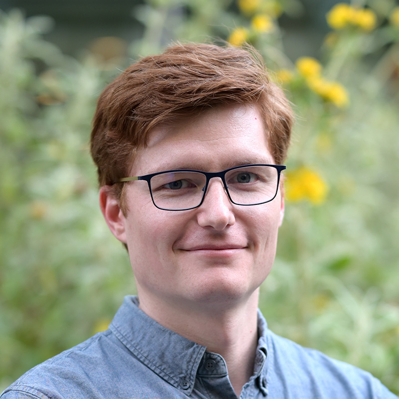 Cliff Crosland Headshot